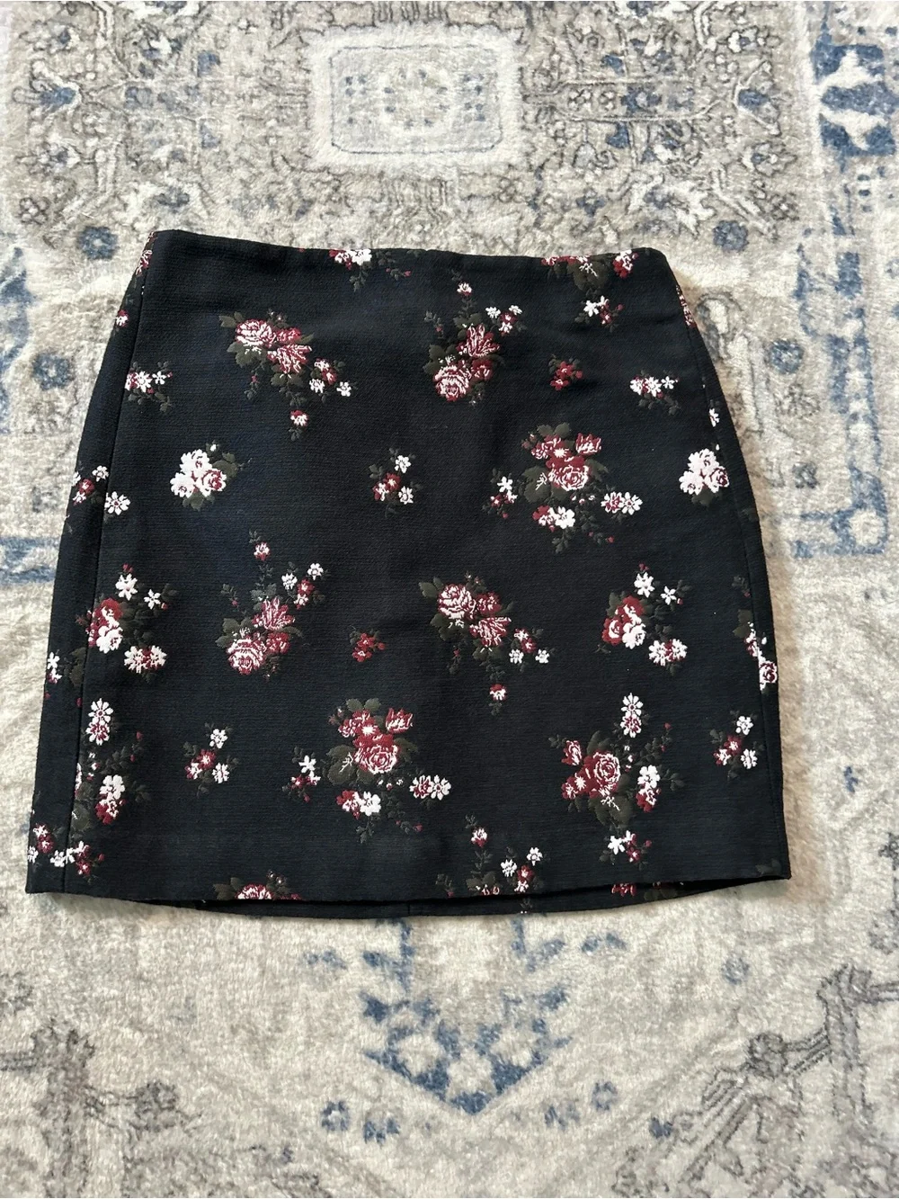 LOFT Floral Mini Skirt - Black with Burgundy & White Roses